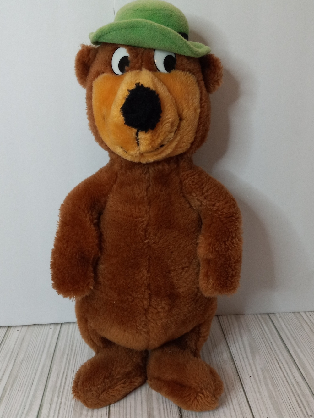 Vintage 1980s Hanna Barbera Mighty Star Yogi Bear Stuffed Animal Plush